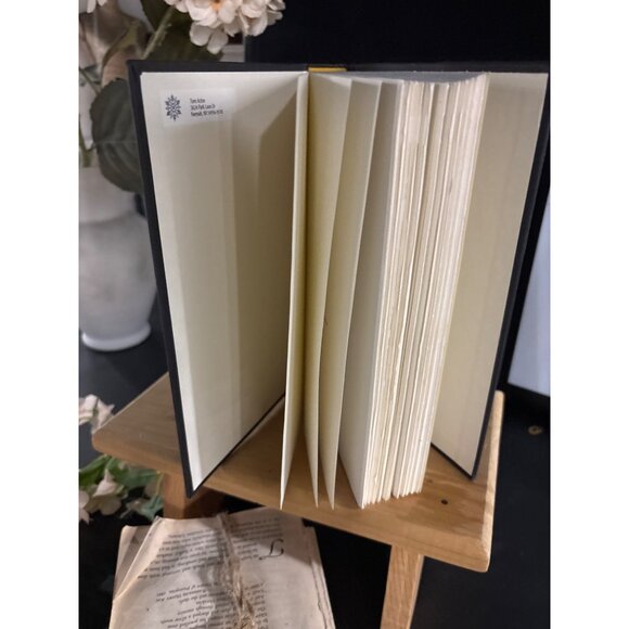 His Excellency George Washington By Joseph J. Ellis Hardcover Book - Picture 7 of 14